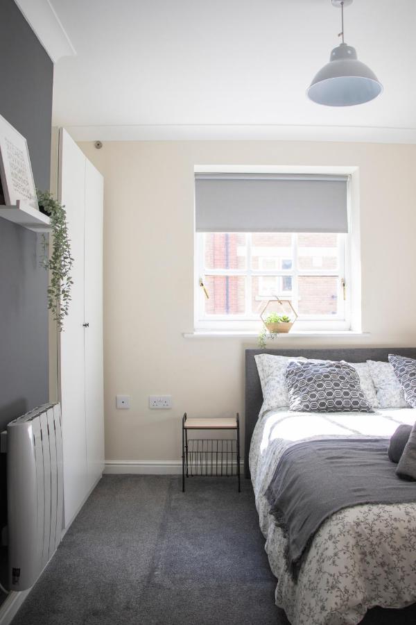 Lovely 3-Bedroom Apartment In Colchester Buitenkant foto