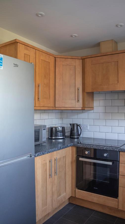 Lovely 3-Bedroom Apartment In Colchester Buitenkant foto