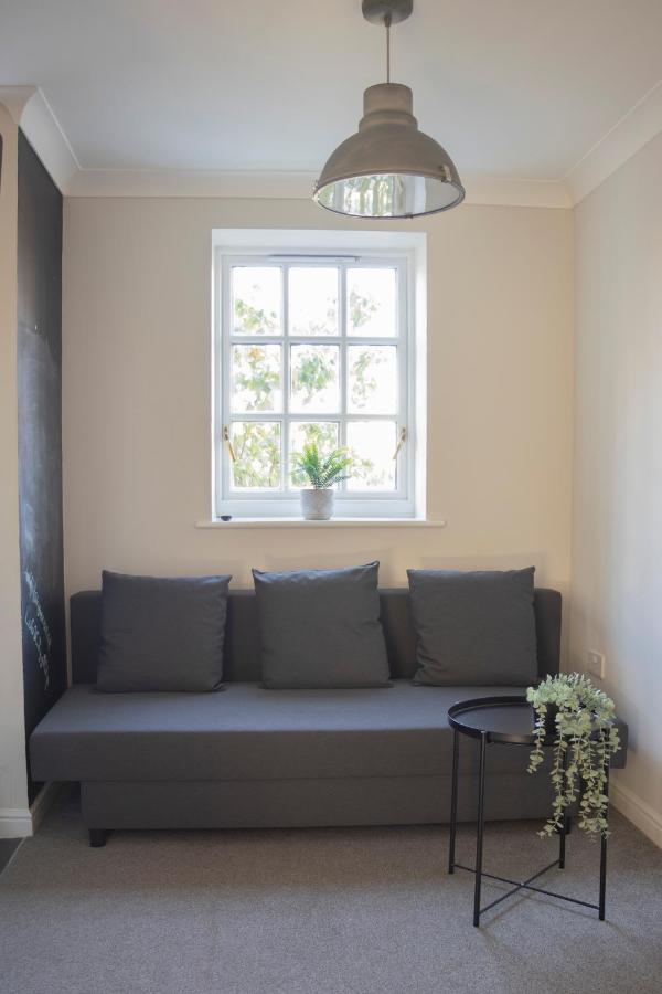 Lovely 3-Bedroom Apartment In Colchester Buitenkant foto